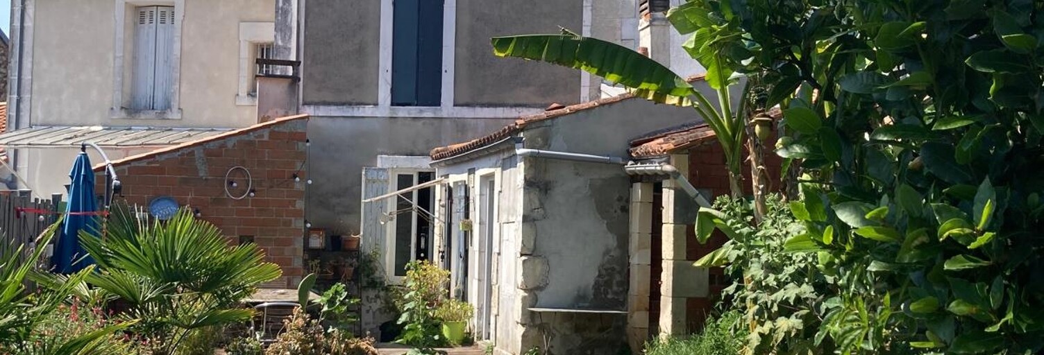 Maison 5 Pièces 89 m² à vendre à Saintes (17100)