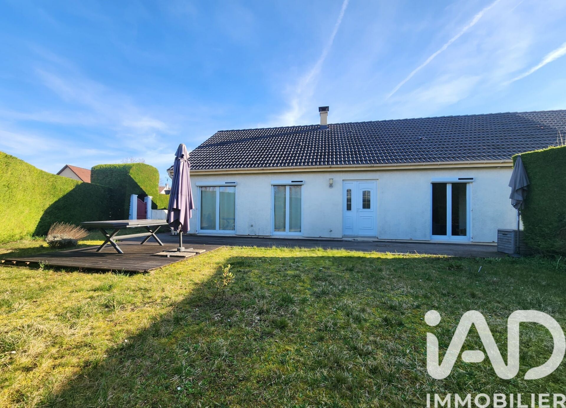 Mirebeau-Sur-Beze - 176m² - 6p. - 5ch.