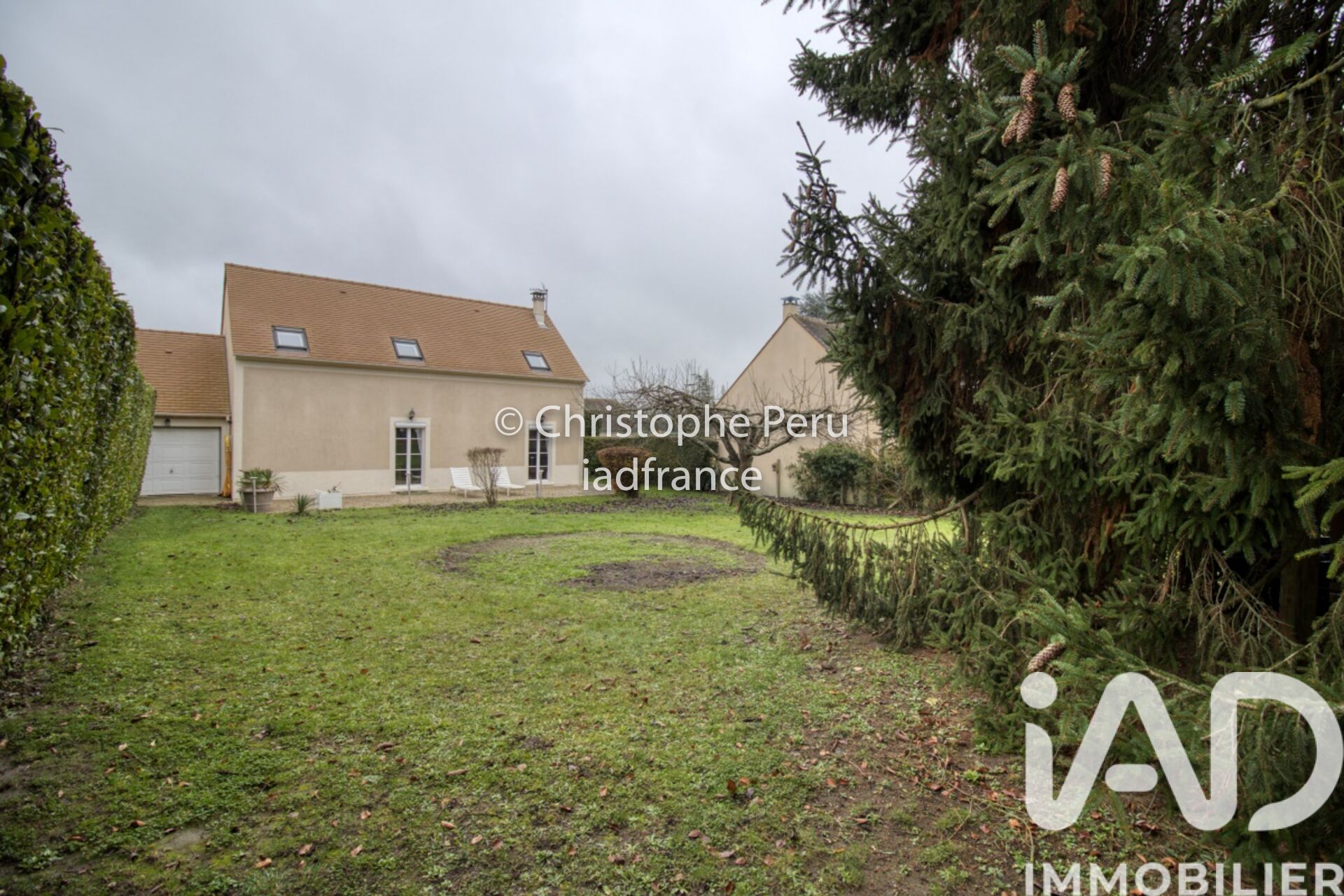Villers-en-Arthies - 145m² - 7p. - 5ch.