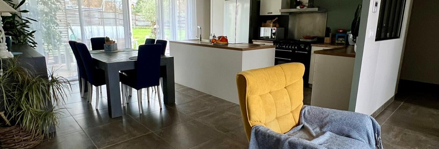 Maison 5 Pièces 106 m² à vendre à Saint-Martin-d'Auxigny (18110)