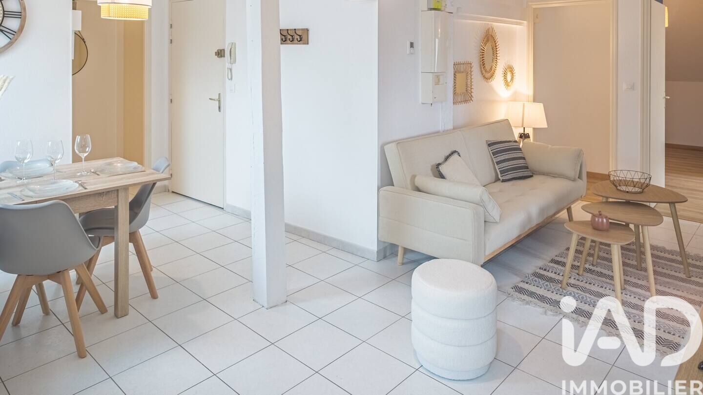 Location Appartement 4 pièces - Photo 2