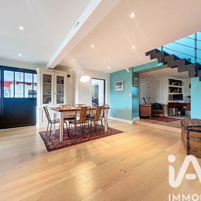 Maison 7 pièces 749000 €