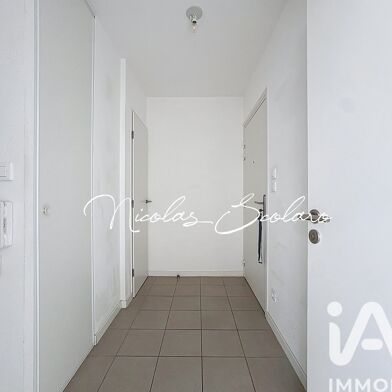 Appartement 3 pièces 196000 €