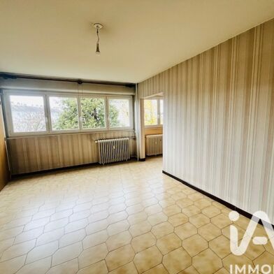 Appartement 4 pièces 235000 €