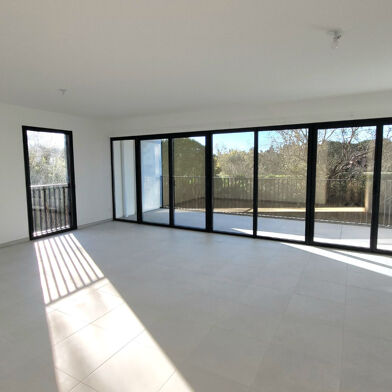 Appartement 3 pièces 1348 €