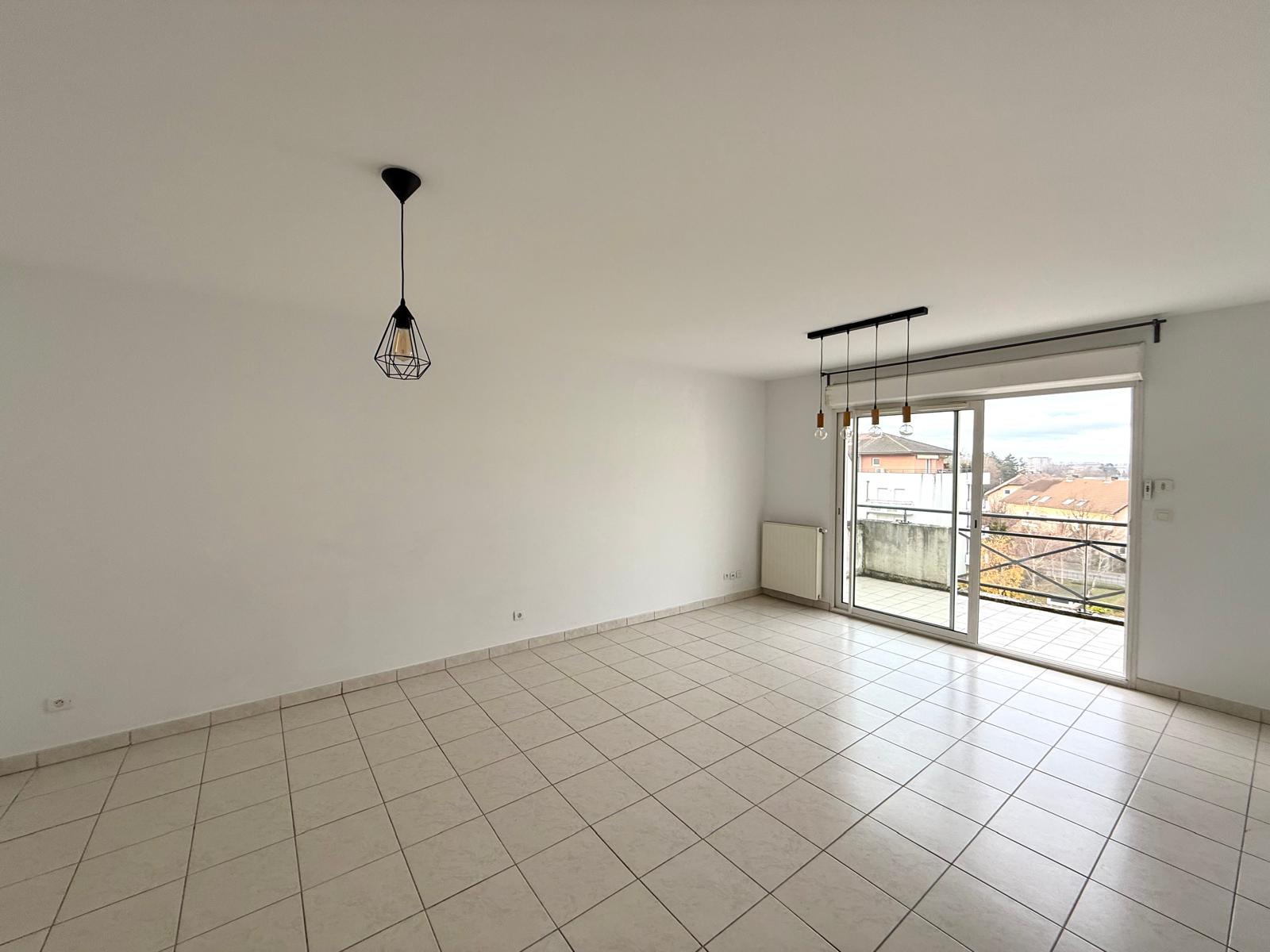 Appartement  T3 à louer Ambilly 74100