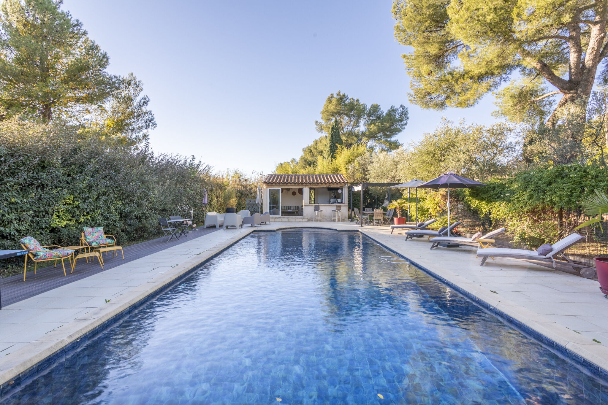 Villa / Maison  T5 à vendre Simiane-Collongue 13109