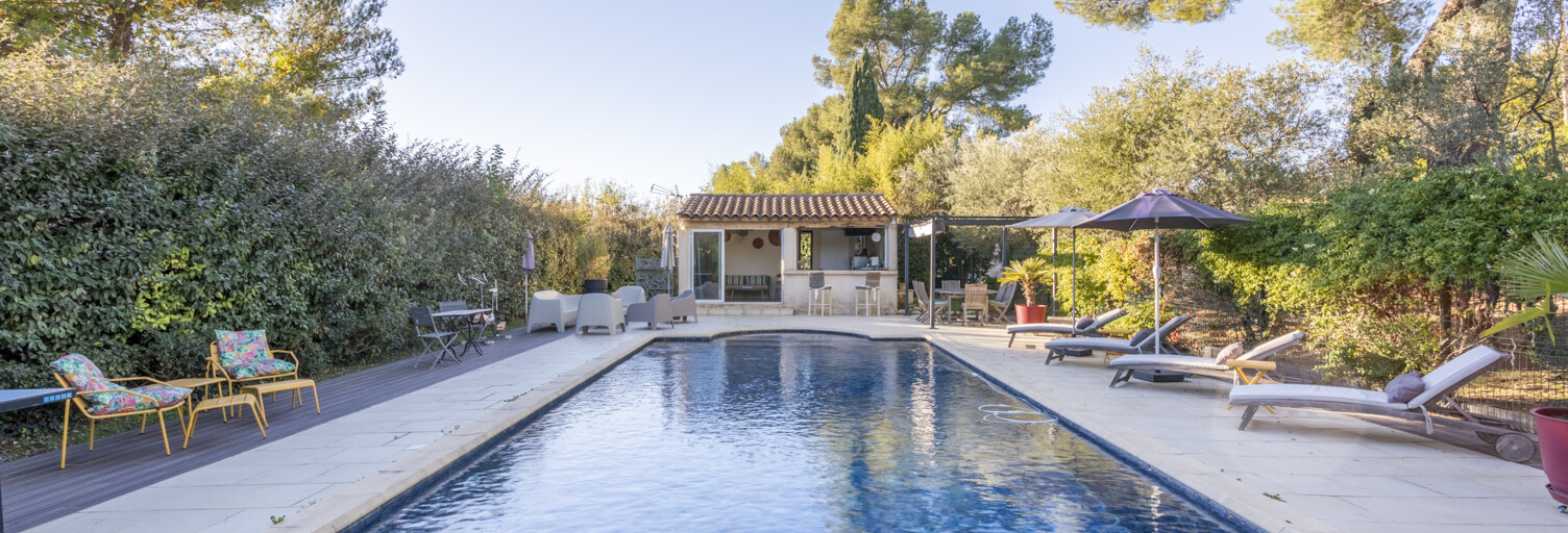 Maison 5 Pièces 148 m² à vendre à Simiane-Collongue (13109)