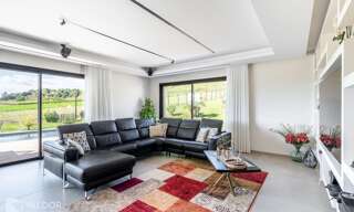 Maison 6 Pièces 253 m² à vendre à Anse (69480)