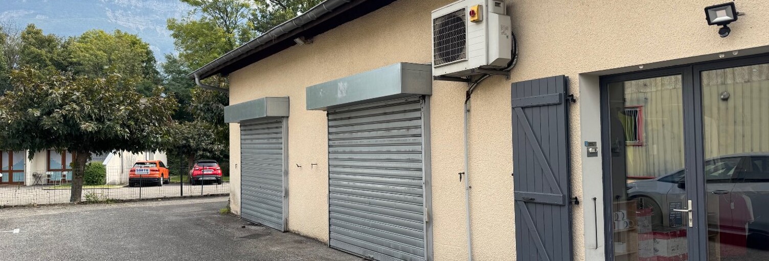 Commerce  159 m² à louer à Viviers-du-Lac (73420)
