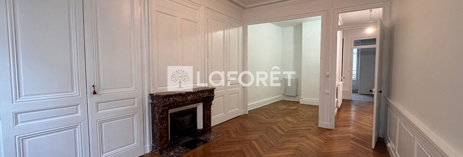 Appartement 2 Pièces 67 m² à louer à Lyon 2 (69002)