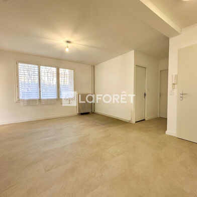 Appartement 3 pièces 196500 €