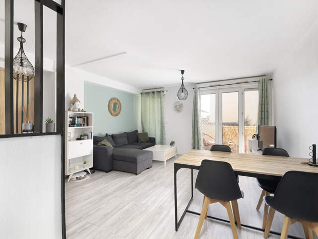 BEAU T2- 45M²- En plein centre d' AUCAMVILLE — photo du bien