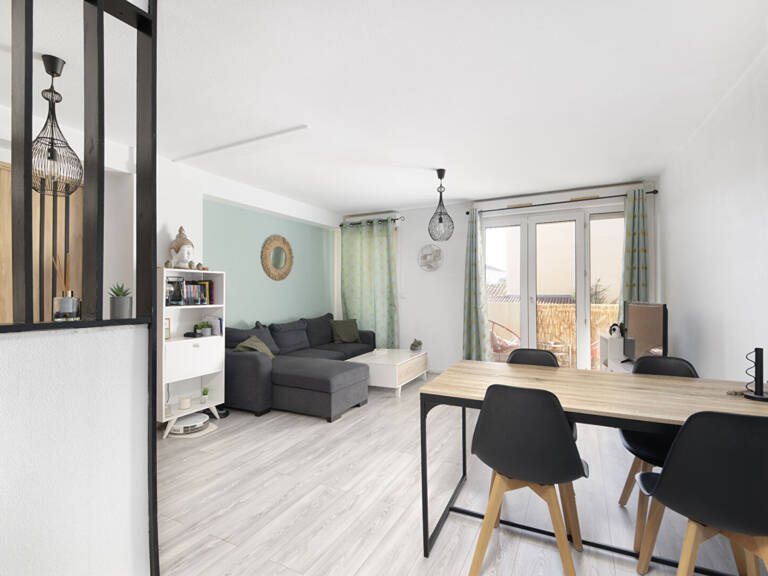 BEAU T2- 45M²- En plein centre d' AUCAMVILLE — photo 1