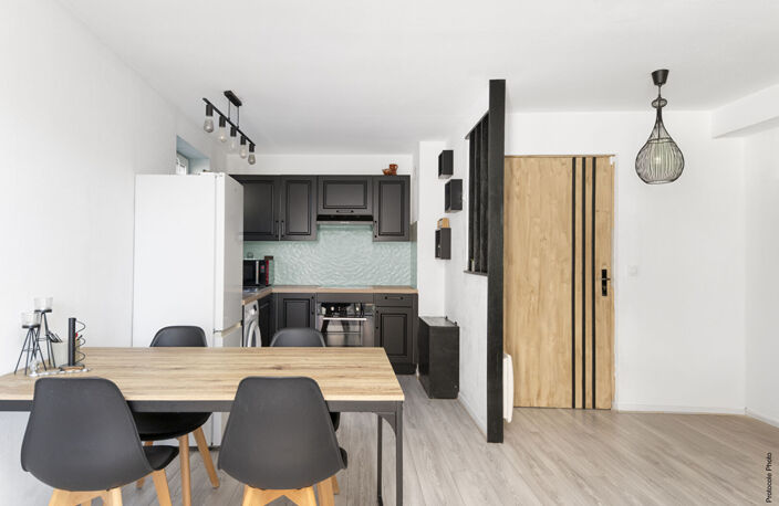 BEAU T2- 45M²- En plein centre d' AUCAMVILLE — photo 2
