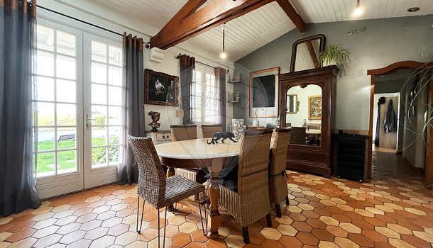 Villa / Maison 6 pièces  à vendre Grézac 17120