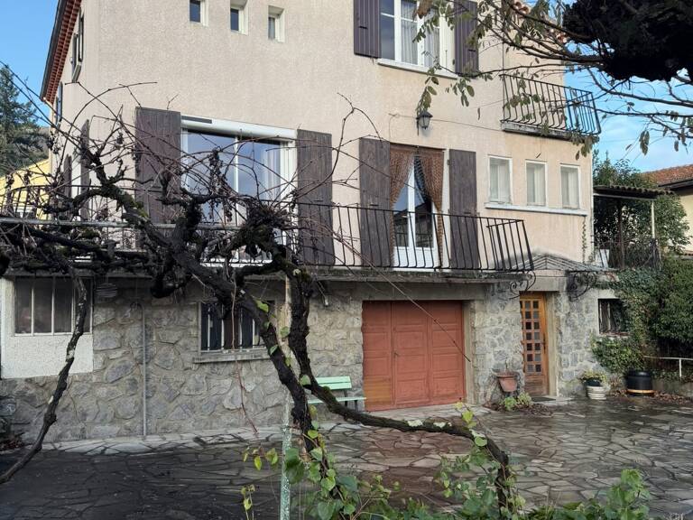 Maison 6 pieces en centre ville — photo 1