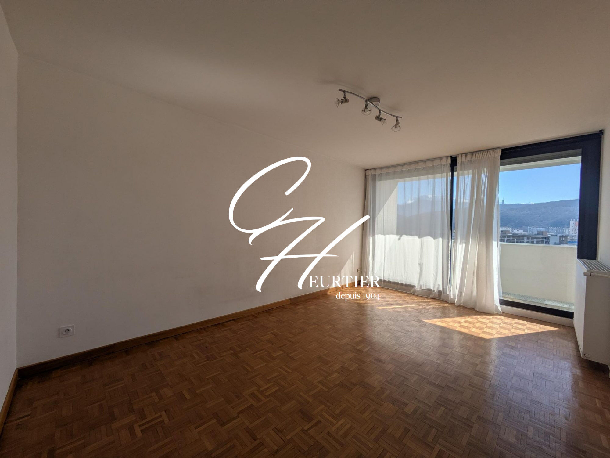 Appartement  T2 à louer Échirolles 38130