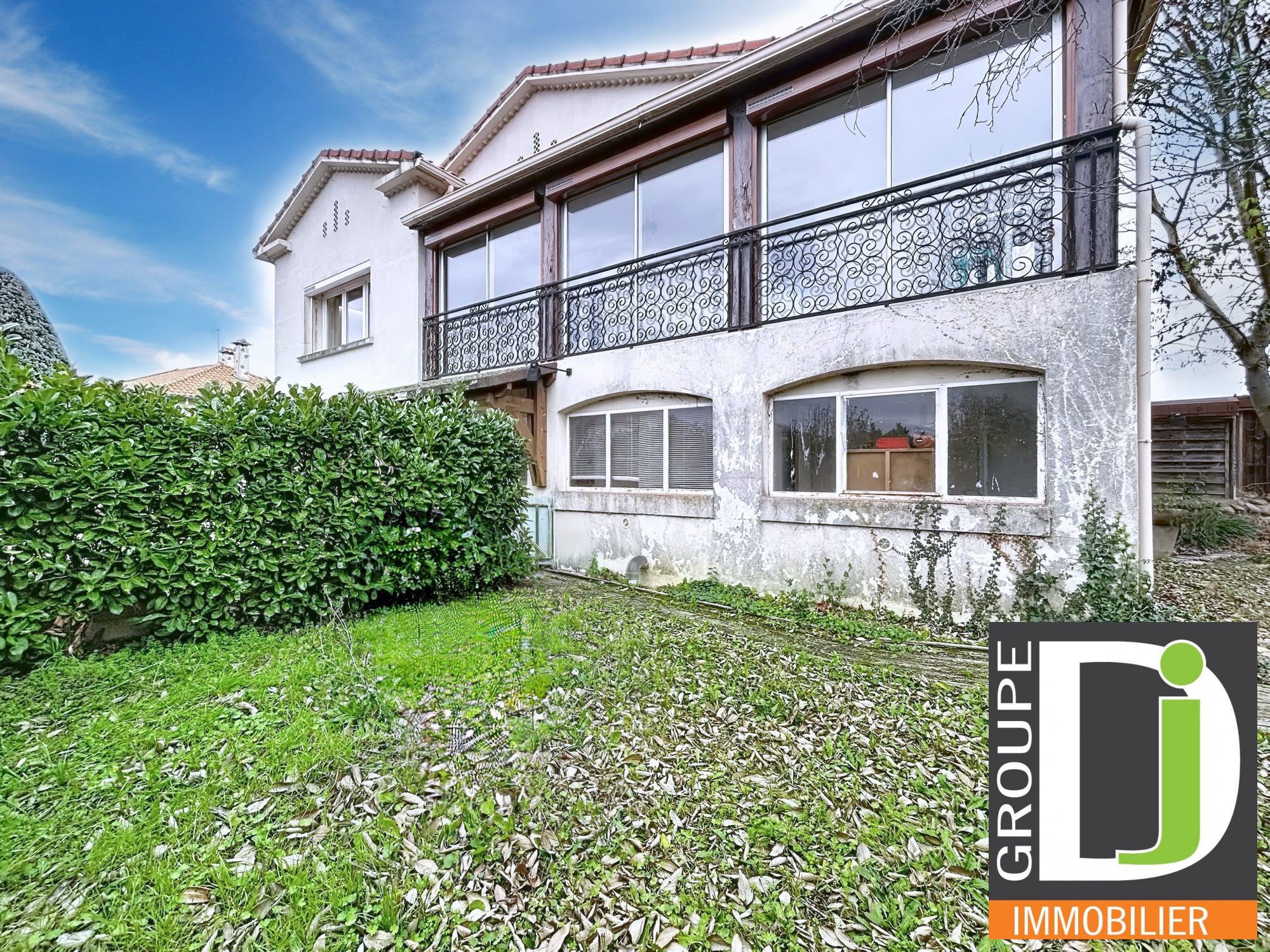 Villa / Maison  T8 à vendre Étoile-sur-Rhône 26800