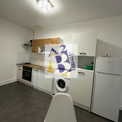 Appartement 3 pièces 630 €