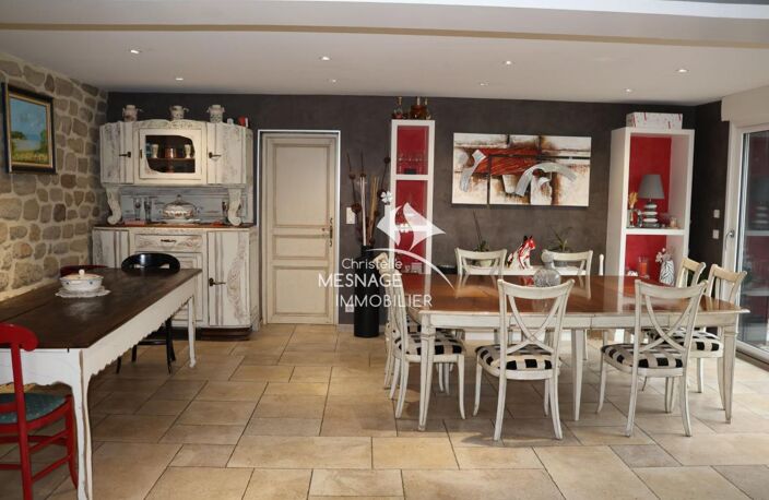 À vendre chez Christelle Mesnage immobilier : Axe Dinan-Lamb — photo 3