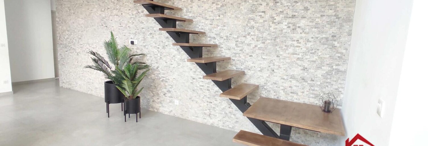 Maison 5 Pièces 178 m² à vendre à Izernore (01580)