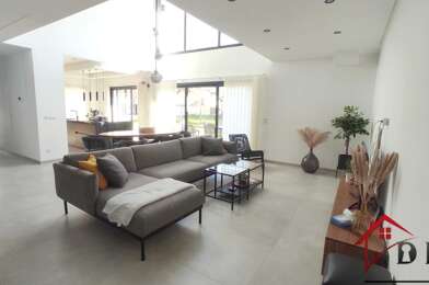 Maison 5 pièces 410000 €