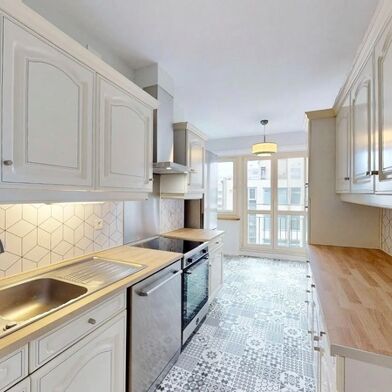 Appartement 3 pièces 160000 €