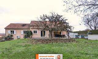 Maison 8 Pièces 181 m² à vendre à Commelle-Vernay (42120)