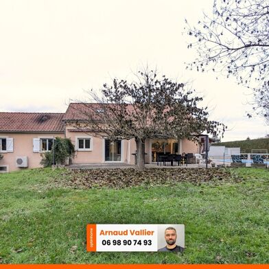 Maison 8 pièces 420000 €