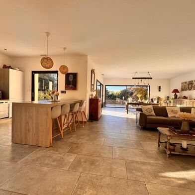 Maison 4 pièces 780000 €