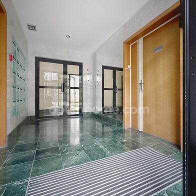 Appartement 1 pièces 235000 €