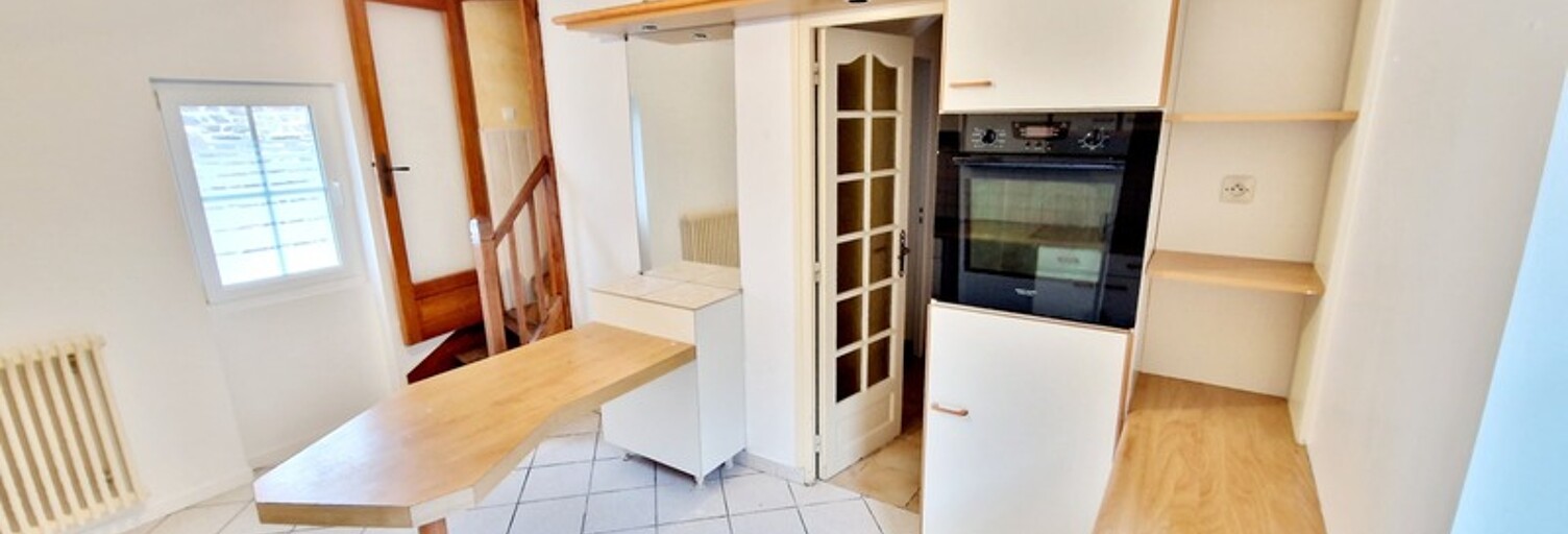 Maison 7 Pièces 135 m² à vendre à Couvains (50680)