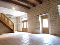 GRANDE MAISON MEDIEVALE  DE VILLAGE ENTIEREMENT RENOVEE DPE EN B AVEC UNE PETITE MAISON QUI SERT DE GARAGE   290000€ — photo 4