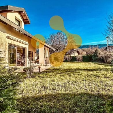 Maison 5 pièces 924000 €