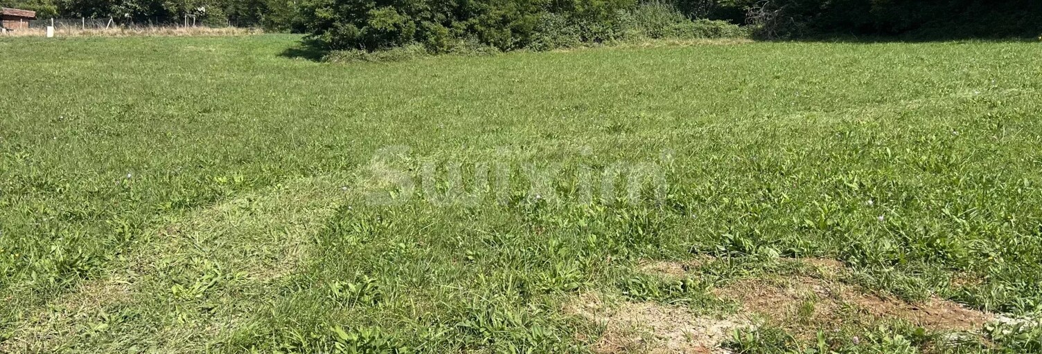 Terrain  2992 m² à vendre à Lons-le-Saunier (39000)