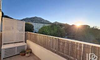 Appartement 4 Pièces 81 m² à louer à Marseille 8 (13008)