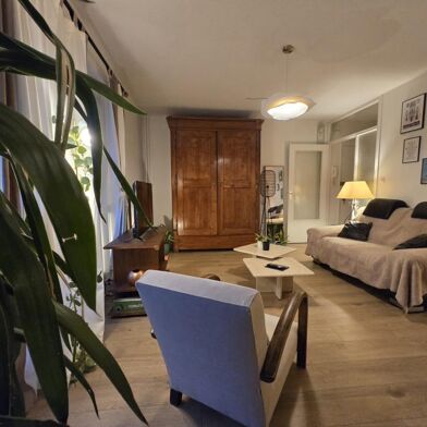 Appartement 2 pièces 740 €