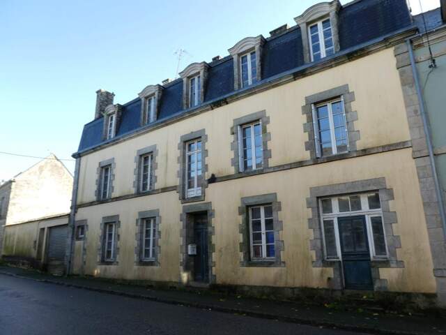 Maison à rénover — photo du bien
