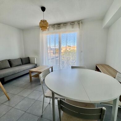 Appartement 2 pièces 740 €