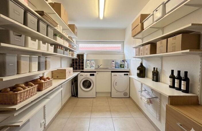 A vendre Hossegor hypercentre – Appartement T3 aménagé en local professionnel — photo 4