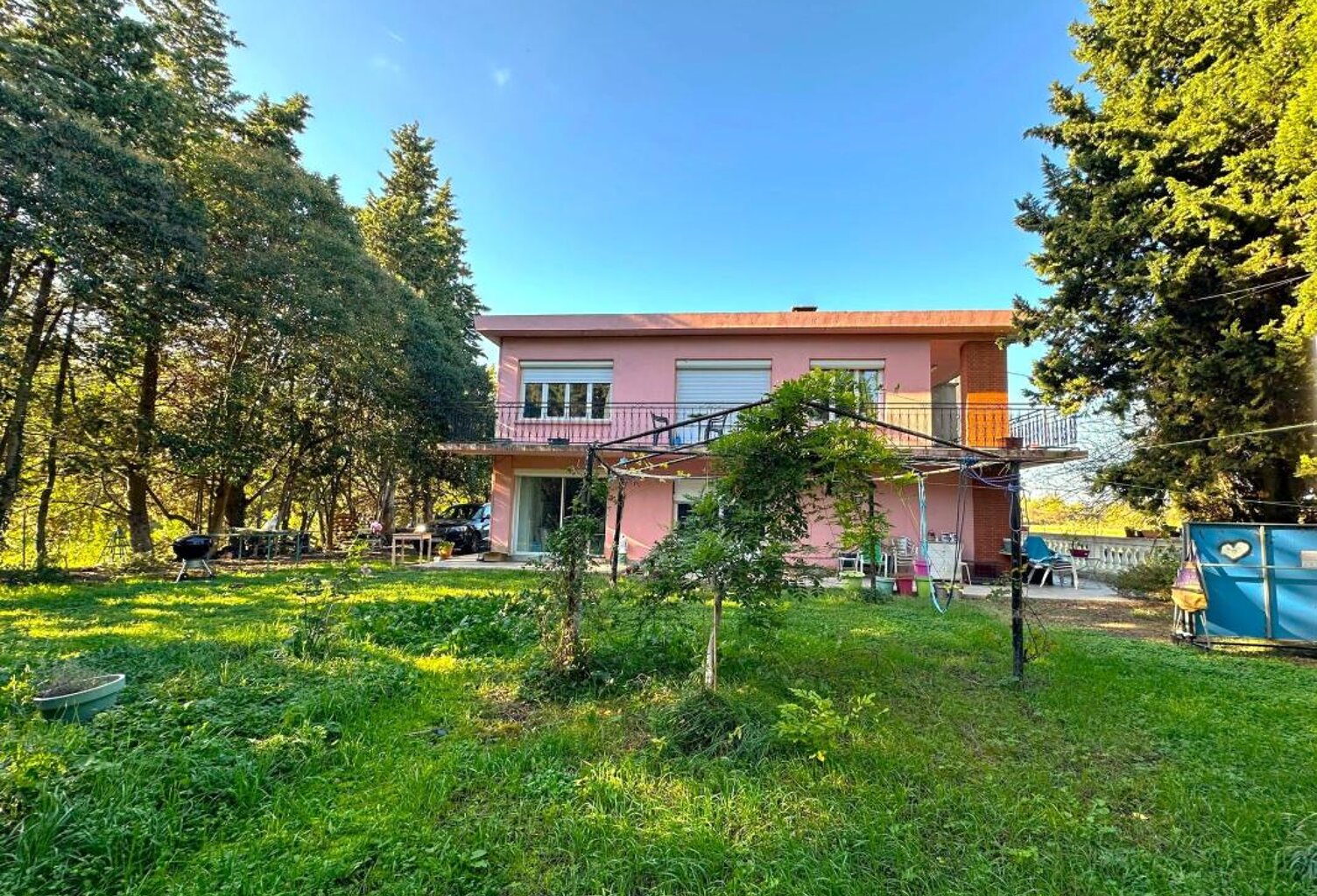 Labège – Spacieuse Maison Type 5 de 175 m² sur Grand Terrain Agricole de 2 400 m² avec Exposition Sud-Ouest et Prestations Haut de Gamme — photo 1