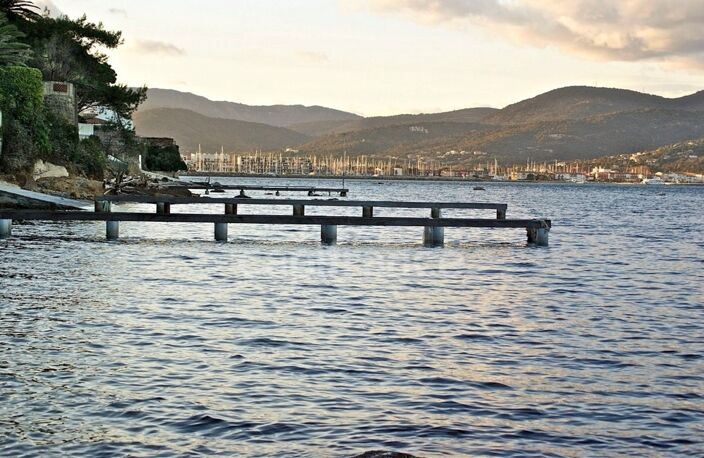 Var(83) Vente-Gassin-Golfe de Saint Tropez-BASTIDE et MAISON sur Terrain 2 117 m², 2 piscines-Bord de mer — photo 4