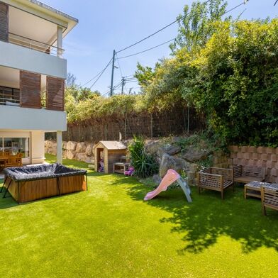 Appartement 4 pièces 345000 €