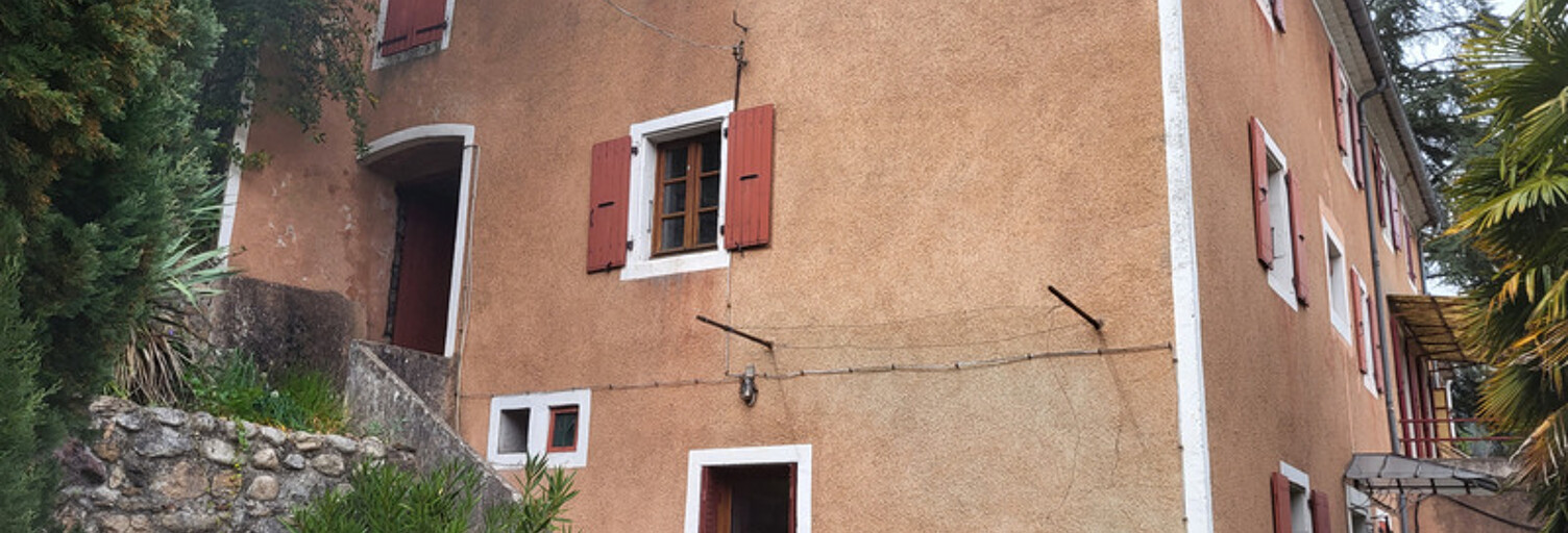 Maison 7 Pièces 138 m² à vendre à Les Ollières-sur-Eyrieux (07360)