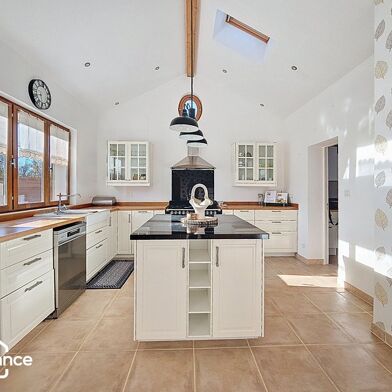 Maison 7 pièces 163000 €