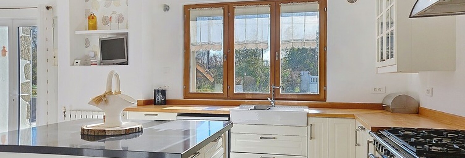 Maison 7 Pièces 131 m² à vendre à Bressuire (79300)