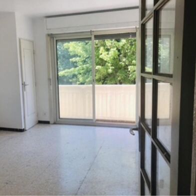 Appartement 2 pièces 890 €