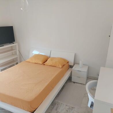 Appartement 1 pièces 650 €