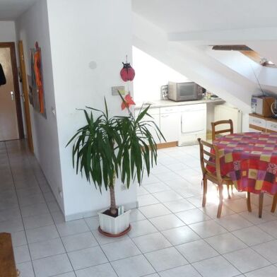 Appartement 4 pièces 1000 €